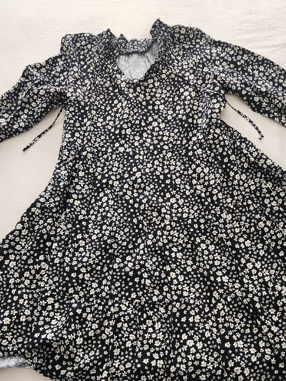 Juniors Black Floral Ruffle Dress Medium
